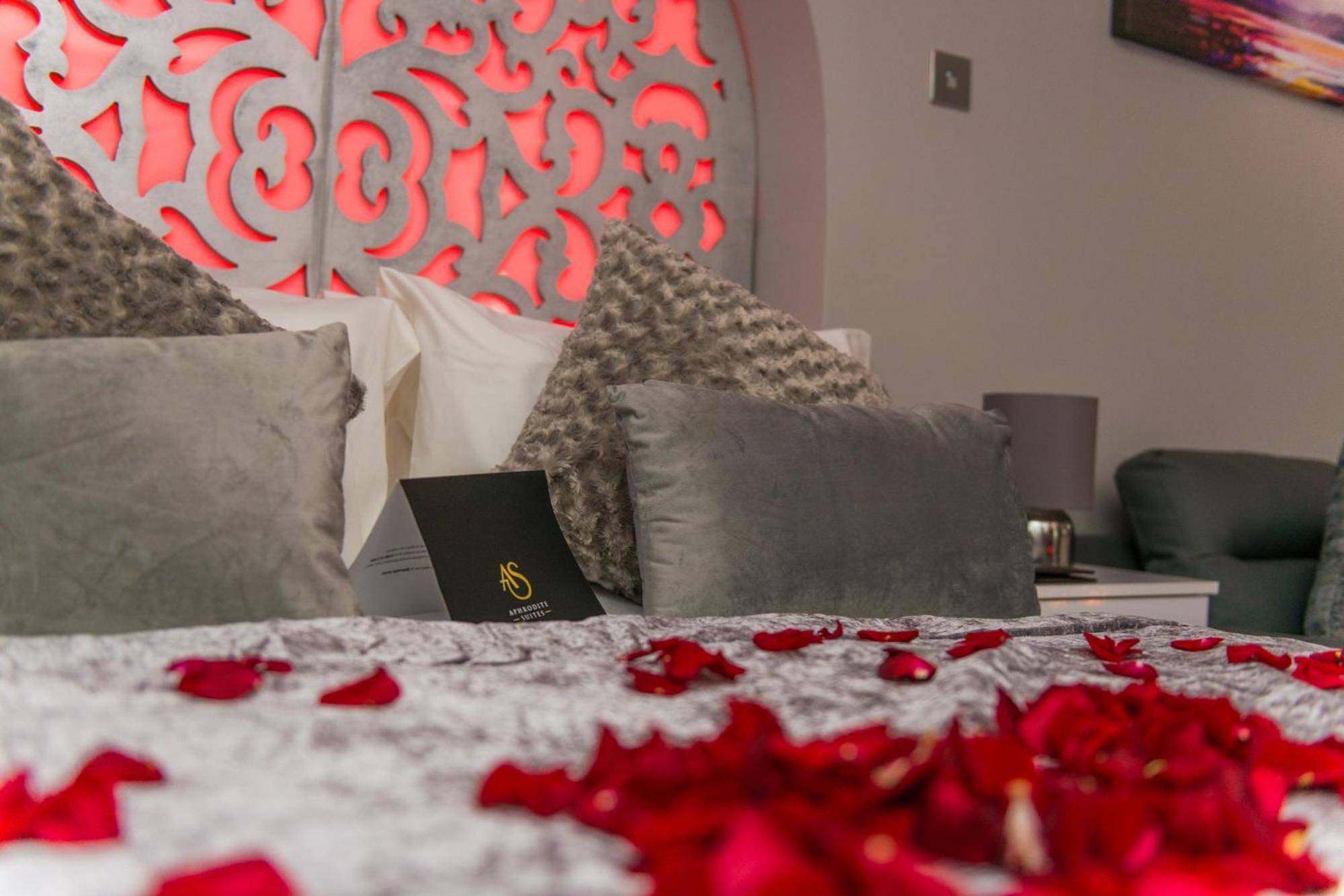 Aphrodite Suites Huddersfield Værelse billede