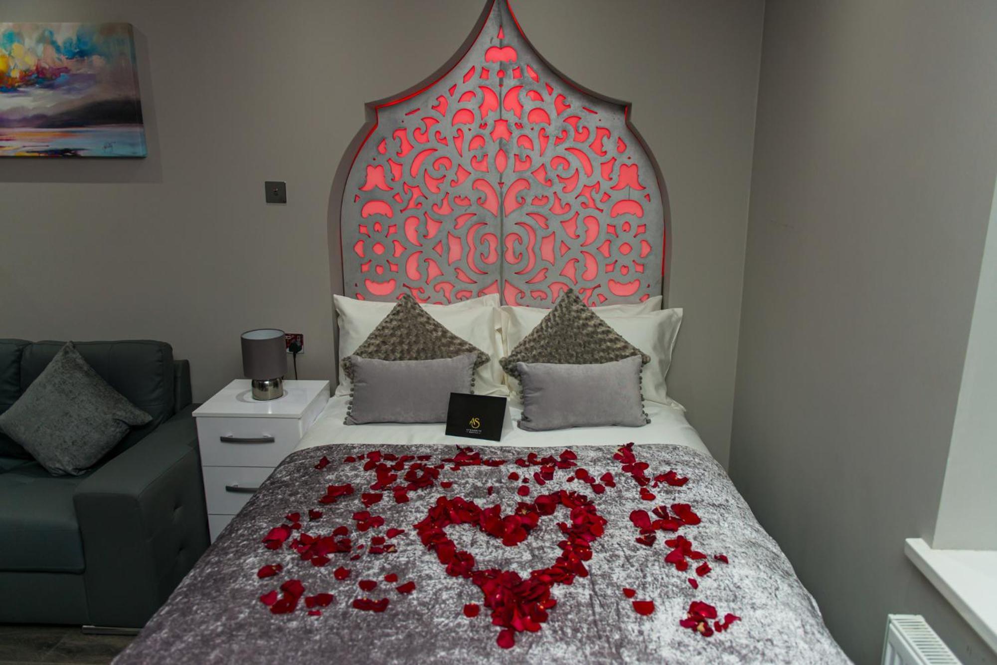 Aphrodite Suites Huddersfield Værelse billede