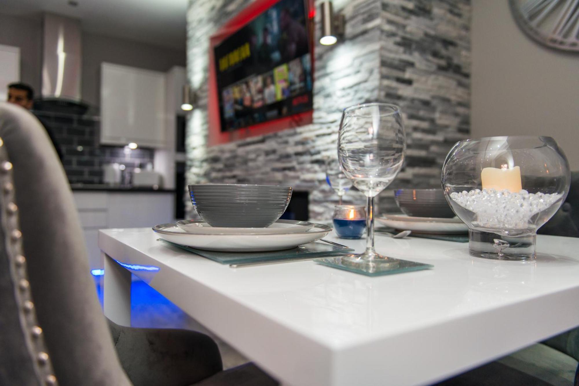 Aphrodite Suites Huddersfield Værelse billede