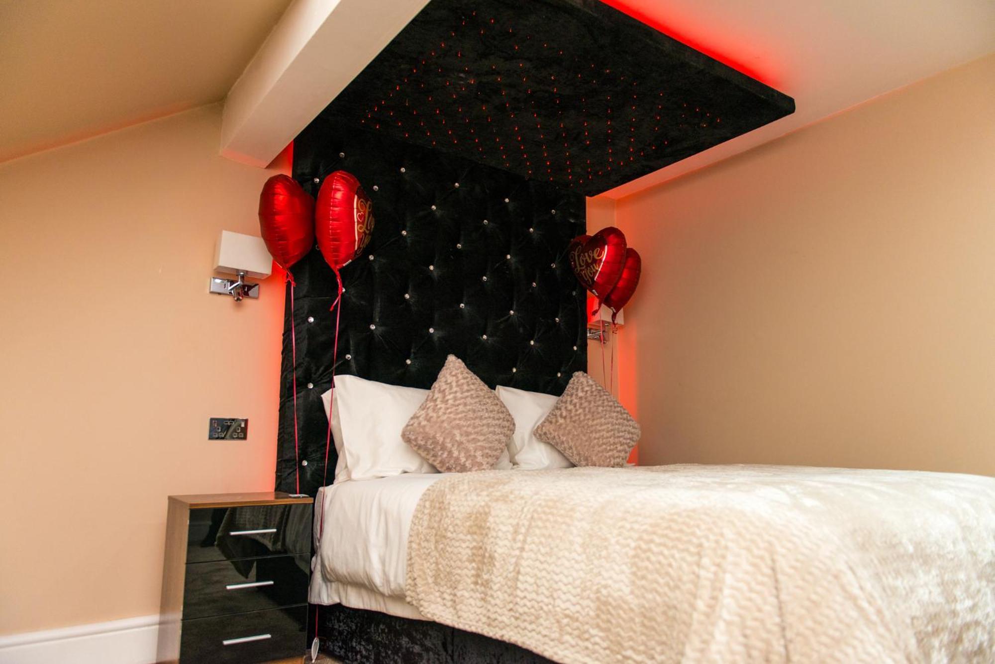 Aphrodite Suites Huddersfield Værelse billede
